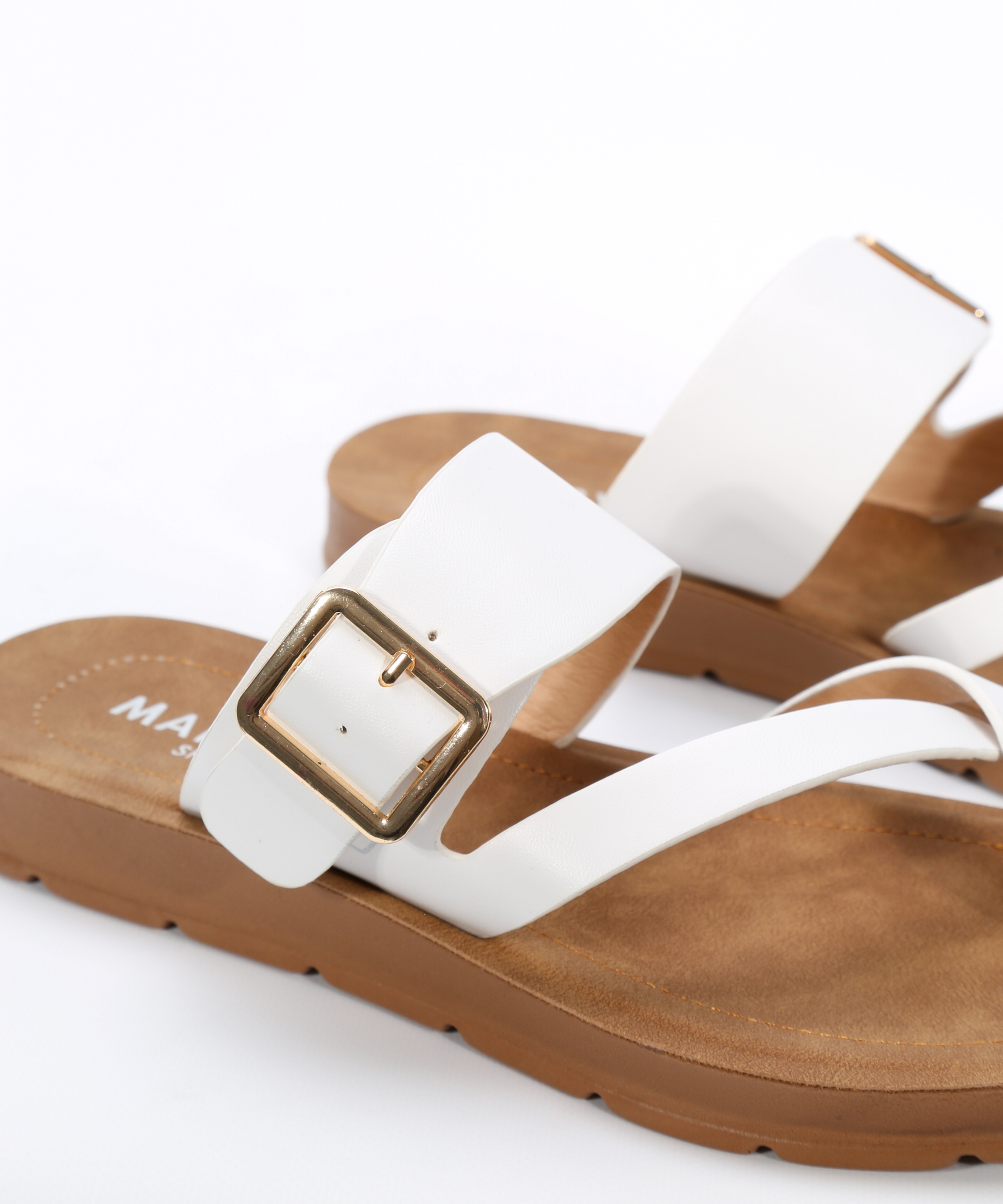 Sandalias planas hebilla image number null